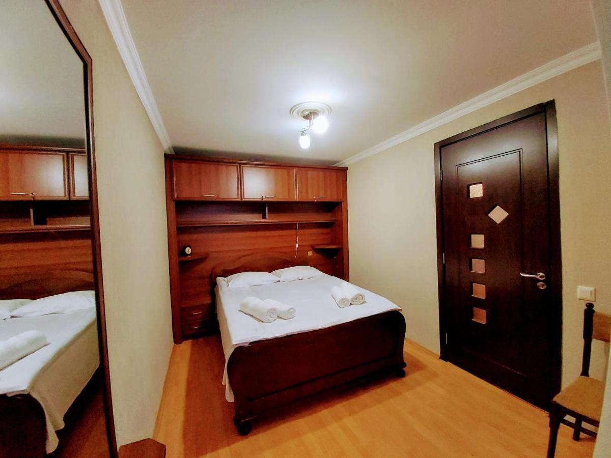 Baia'S Apartments Тбилиси Екстериор снимка